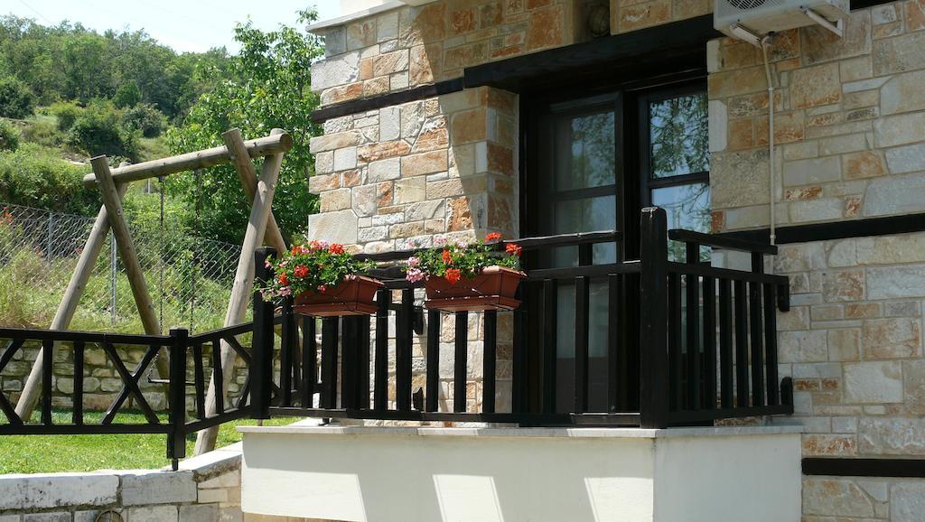 Aparthotel Petrini Gonia Livadherón Exteriér fotografie